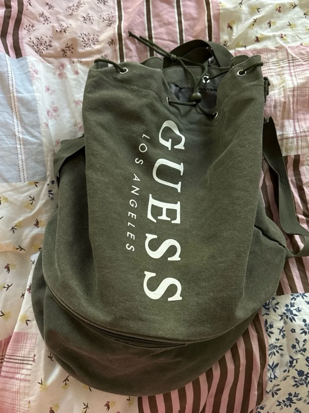 GUESS Los Angeles Men's Olive Green Drawstring Sling Backpack